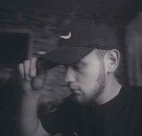 Виктор