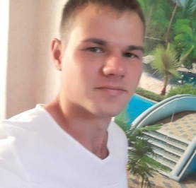 Максим